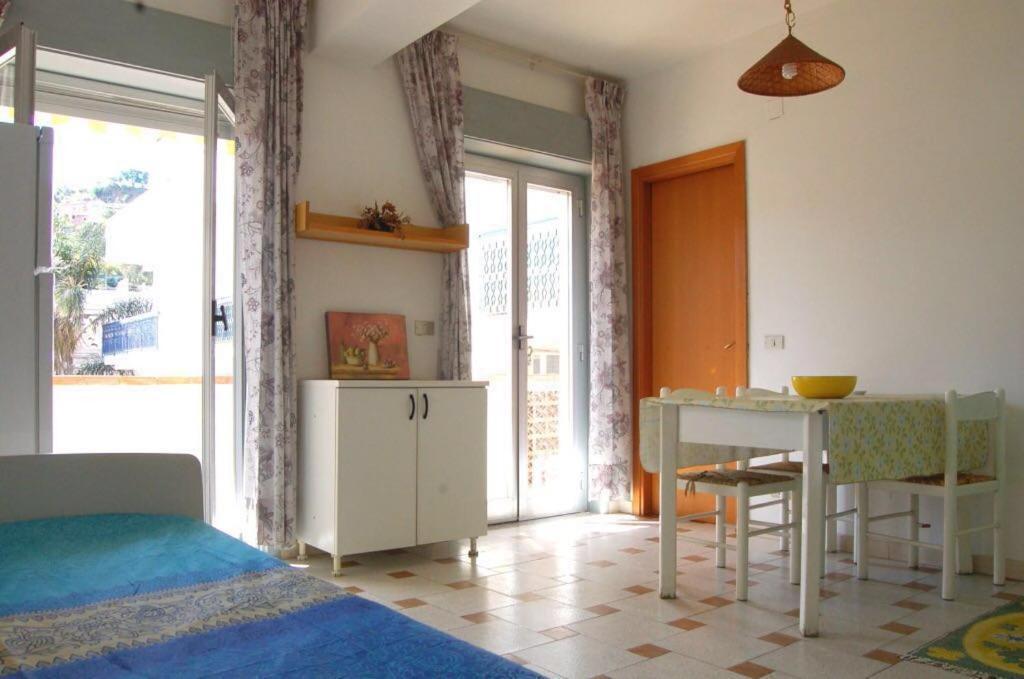 Le Zagare Apartments Sant'Alessio Siculo Luaran gambar