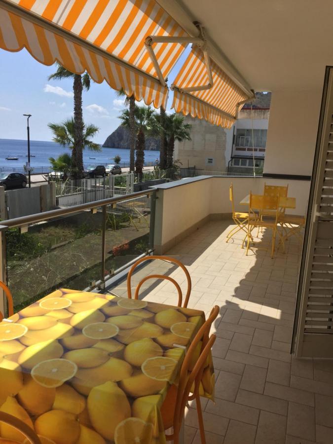 Le Zagare Apartments Sant'Alessio Siculo Luaran gambar